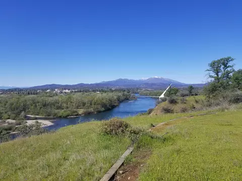 918 River Bend Rd, Redding, CA 96003 photo 4