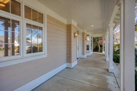 1621 Braeburn Ct, Redding, CA 96003 photo 7