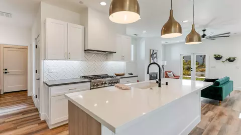 6855 Yvonne, Redding, CA 96001 photo 13