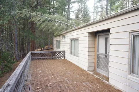 107 Alpine Ct, Trinity Center, CA 96091 photo 4