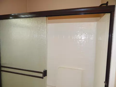930 Coggins St, Redding, CA 96003 photo 23