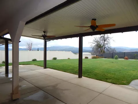 930 Coggins St, Redding, CA 96003 photo 49