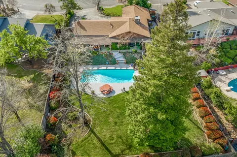488 Woodhill Dr, Redding, CA 96003 photo 33