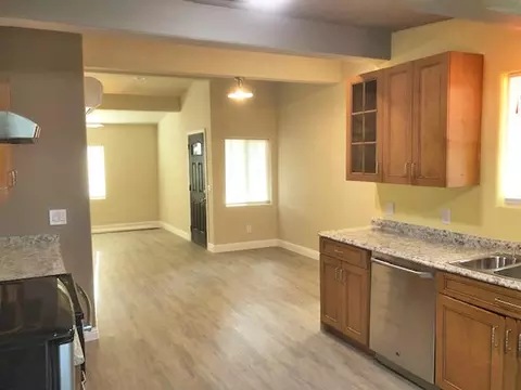 5701 Wildwood Dr, Redding, CA 96001 photo 5