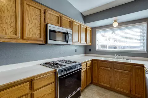 6694 Waterford Dr, Redding, CA 96001 photo 3