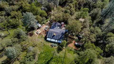 14008 Bear Mountain Rd, Redding, CA 96003 photo 3