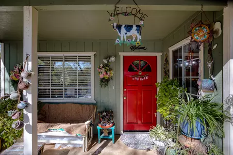 14008 Bear Mountain Rd, Redding, CA 96003 photo 1