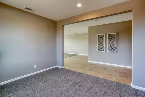 3397 Carlsbad Ct, Redding, CA 96002 photo 4