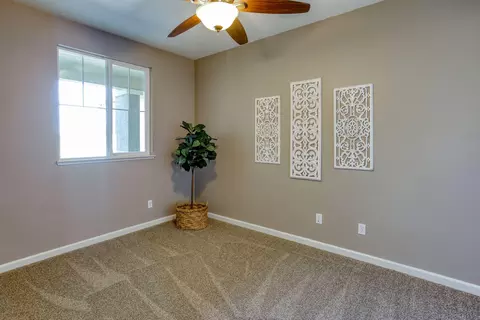 3397 Carlsbad Ct, Redding, CA 96002 photo 17