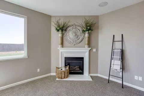 3397 Carlsbad Ct, Redding, CA 96002 photo 7