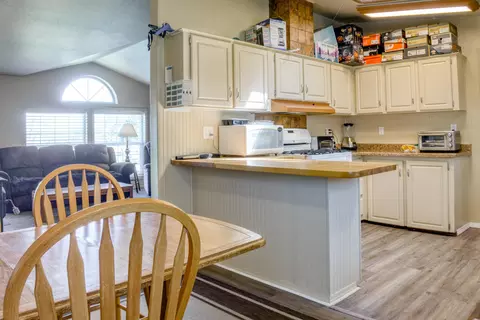 1247 3rd St, Anderson, CA 96007 photo 11
