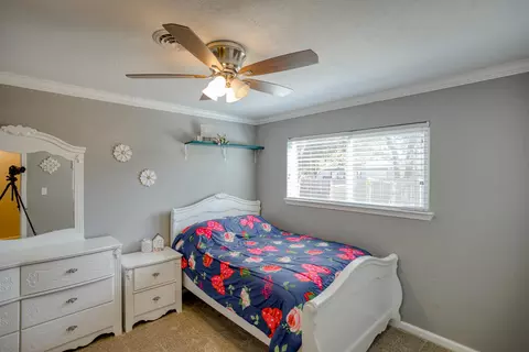 1321 Lorraine Dr, Redding, CA 96002 photo 19