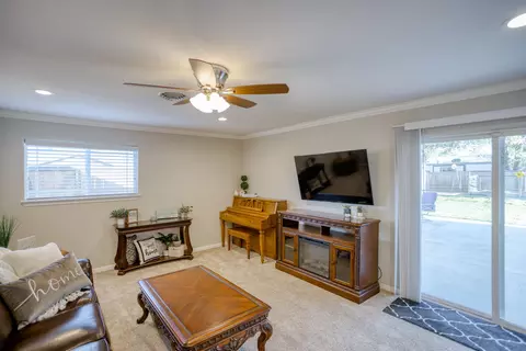 1321 Lorraine Dr, Redding, CA 96002 photo 10