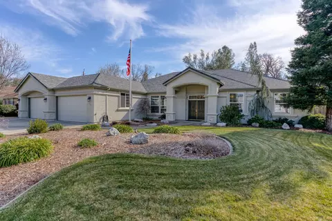 3061 Madison River Dr, Redding, CA 96002 photo 1