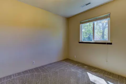 2625 Wyndham Ln, Redding, CA 96001 photo 10