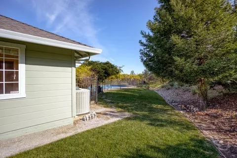 8703 Landmark Cir, Redding, CA 96001 photo 40