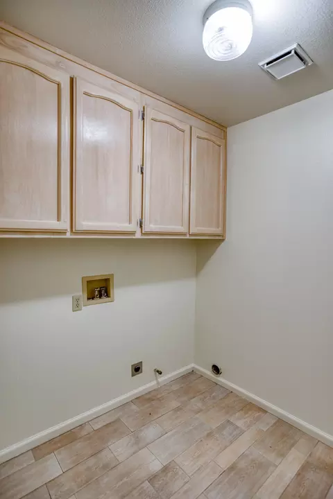 8703 Landmark Cir, Redding, CA 96001 photo 30