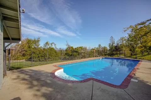 8703 Landmark Cir, Redding, CA 96001 photo 38