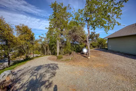 8703 Landmark Cir, Redding, CA 96001 photo 41