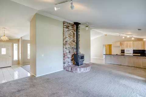 8703 Landmark Cir, Redding, CA 96001 photo 13