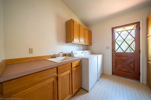 1122 Brokeoff Walk, Redding, CA 96003 photo 17