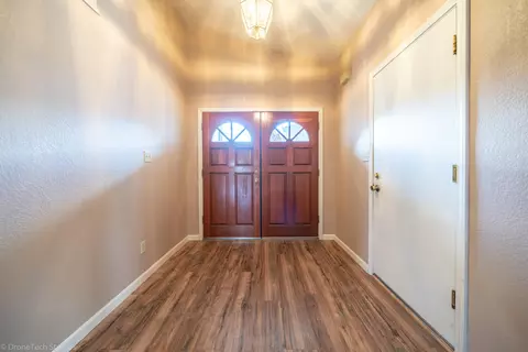 1122 Brokeoff Walk, Redding, CA 96003 photo 2