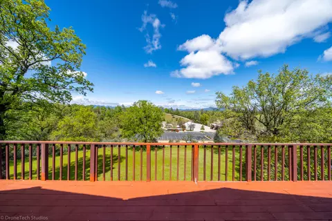 1122 Brokeoff Walk, Redding, CA 96003 photo 19