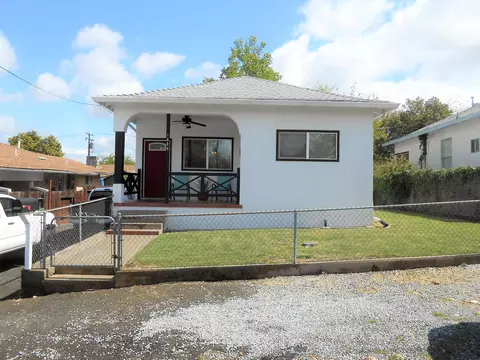 1625 Walnut Ave, Redding, CA 96001 photo 1