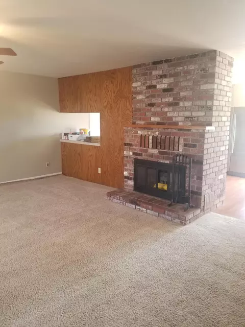 1261 Oakdale Ln, Redding, CA 96002 photo 7