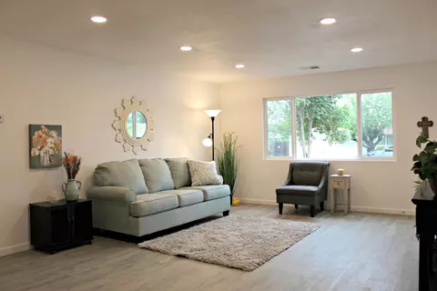 3858 Mercury Dr, Redding, CA 96002 photo 10