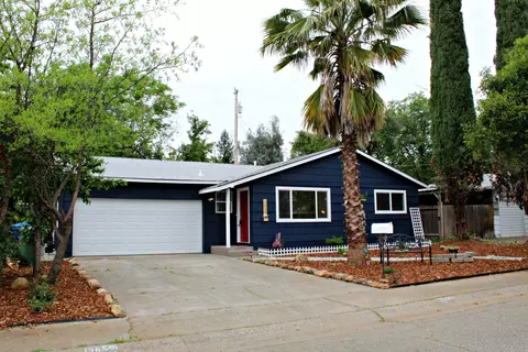 3858 Mercury Dr, Redding, CA 96002 photo 1