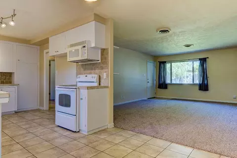 3414 Riverside Dr, Anderson, CA 96007 photo 5