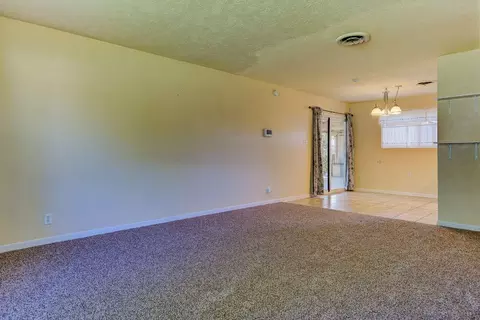 3414 Riverside Dr, Anderson, CA 96007 photo 3