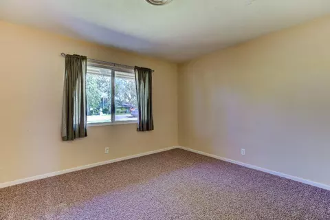 3414 Riverside Dr, Anderson, CA 96007 photo 11
