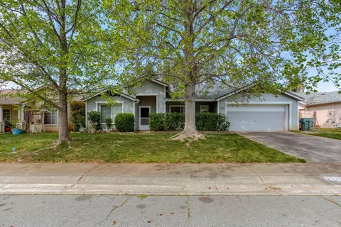 4338 Agnes May Dr, Redding, CA 96002 photo 1