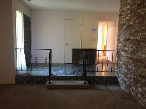 7076 Granada Dr, Redding, CA 96002 photo 3