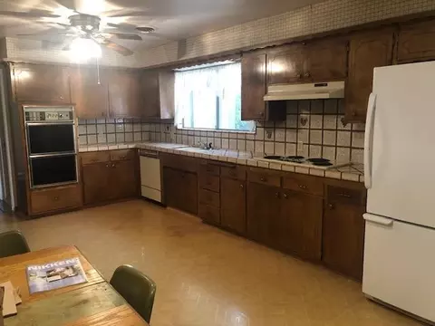 7076 Granada Dr, Redding, CA 96002 photo 8