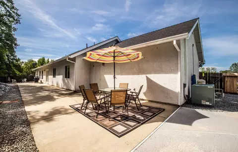 11403 Wales Dr, Redding, CA 96003 photo 6