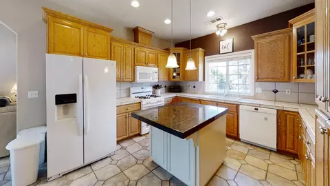 11403 Wales Dr, Redding, CA 96003 photo 15