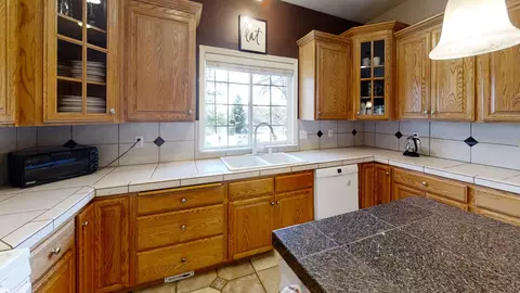11403 Wales Dr, Redding, CA 96003 photo 14