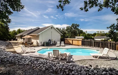 11403 Wales Dr, Redding, CA 96003 photo 8