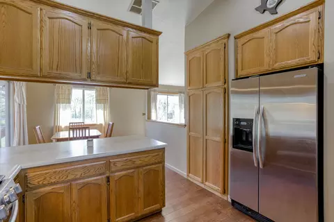 10265 Candy Cane Ln, Redding, CA 96003 photo 9