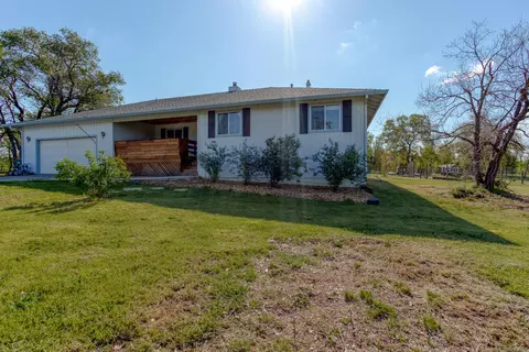 10265 Candy Cane Ln, Redding, CA 96003 photo 4