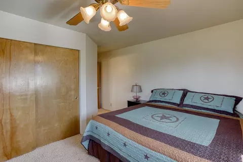 10265 Candy Cane Ln, Redding, CA 96003 photo 17