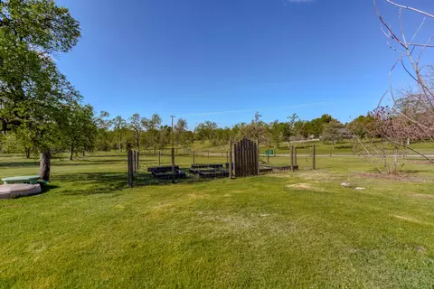 10265 Candy Cane Ln, Redding, CA 96003 photo 43
