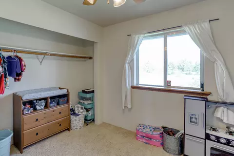10265 Candy Cane Ln, Redding, CA 96003 photo 25