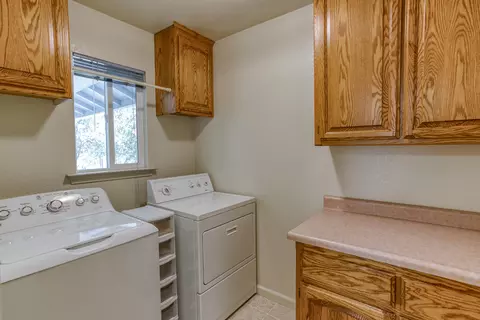 10400 October Ln, Redding, CA 96003 photo 23