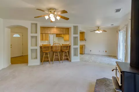 10400 October Ln, Redding, CA 96003 photo 14