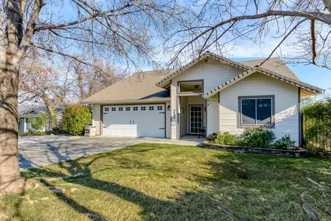 3603 Stokes Ct, Redding, CA 96001 photo 1