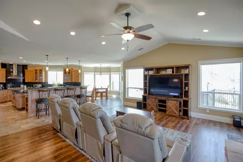 10235 Kangaroo Mine Rd, Redding, CA 96001 photo 7